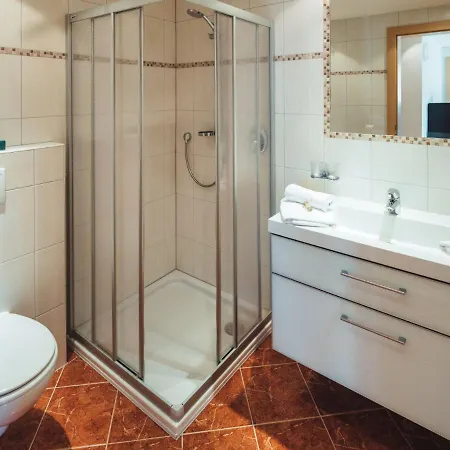 Ladis-1 By Interhome * Ladis