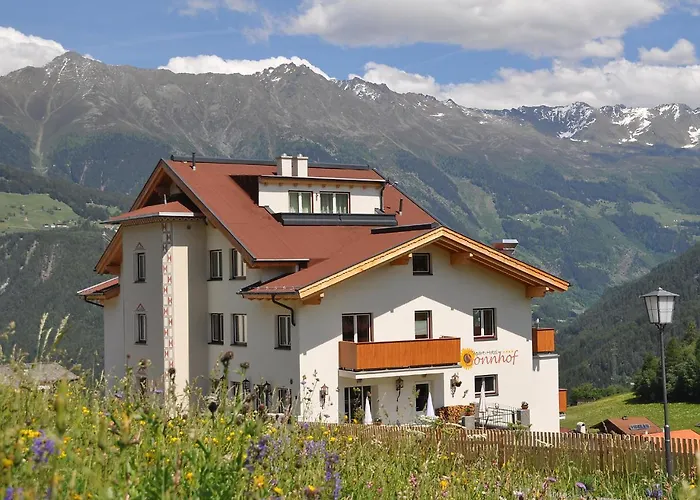 Apartamento Ladis-1 By Interhome